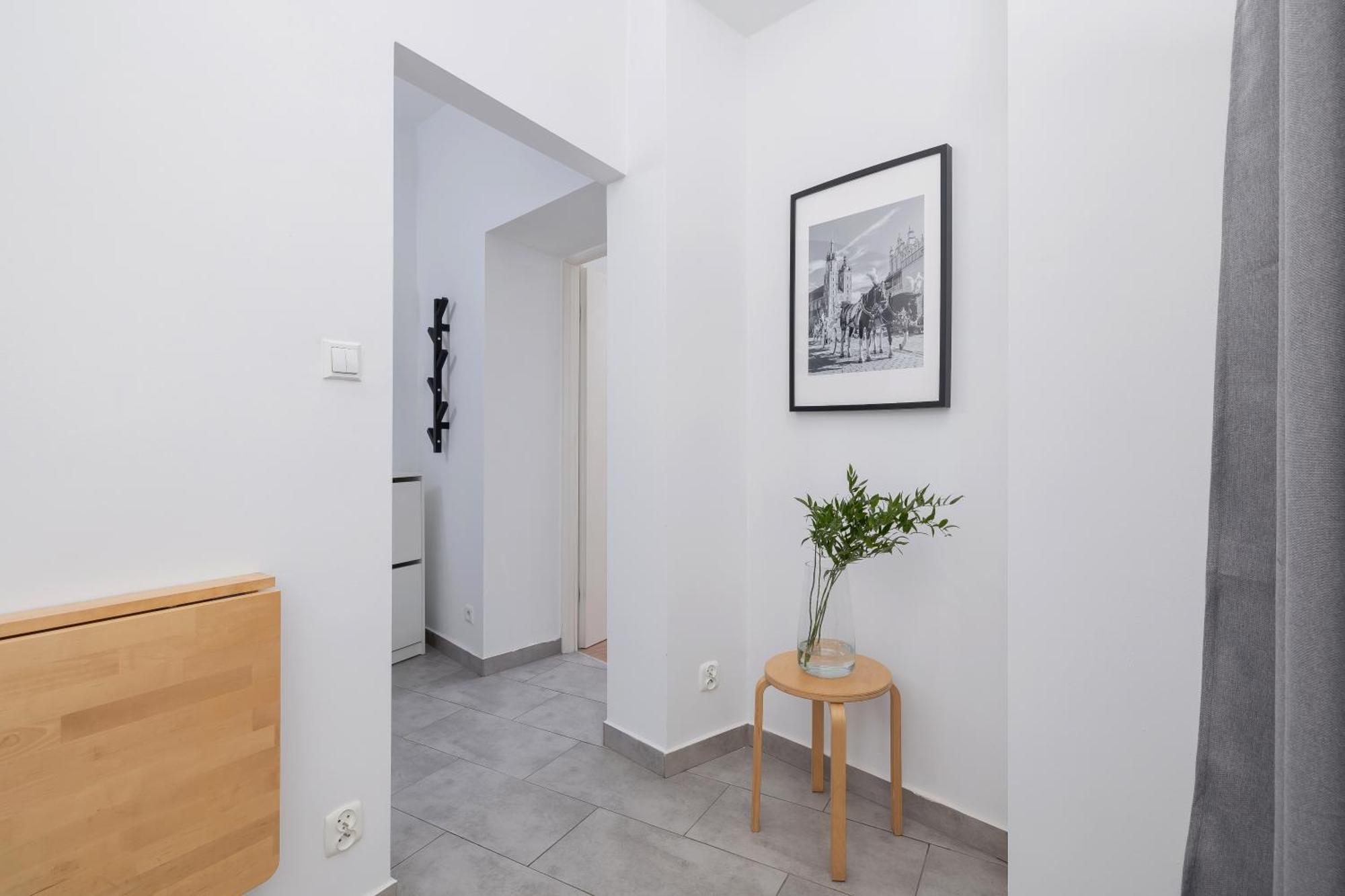1-Bedroom Apartment - Dluga 65 Street Krakau Buitenkant foto