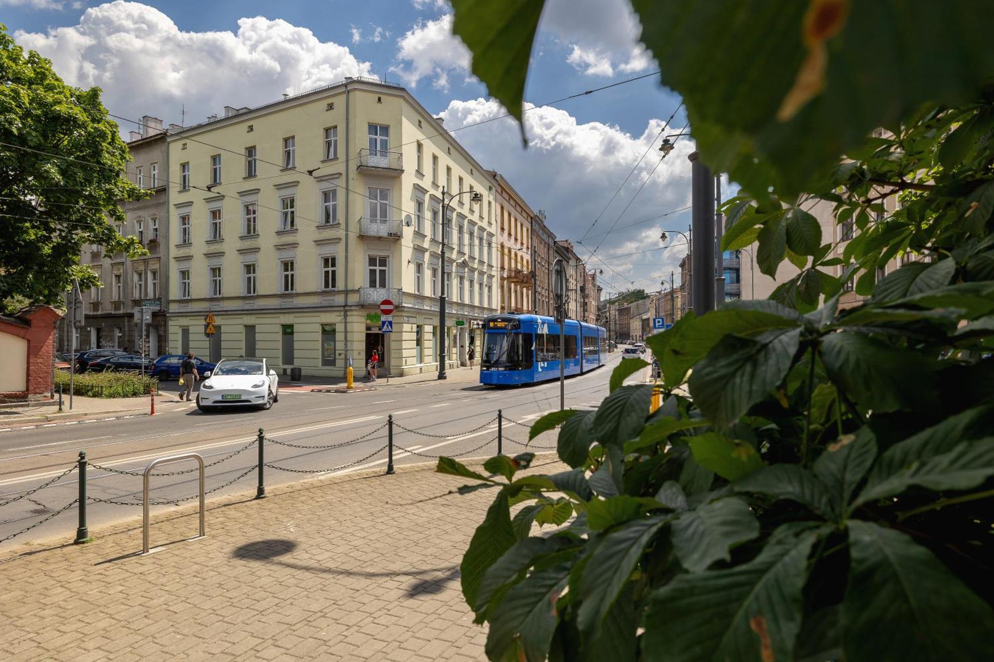1-Bedroom Apartment - Dluga 65 Street Krakau Buitenkant foto